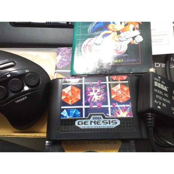 Sega MK-1631 Genesis Console With Columns Edition Box Complete - Picture 14 of 16